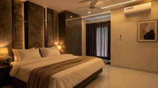 Newly Bhild Stay Apartment Ac, Netflix, Balcony And Free Parking In E11 Islamabad - 0