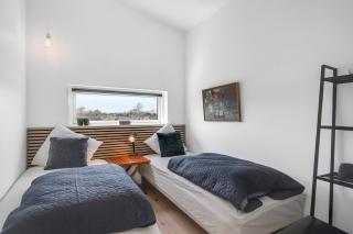 Unique And Modern Holiday Home In Marielyst - 1