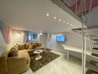 AB N105 Nile Building Duplex Studio - 8