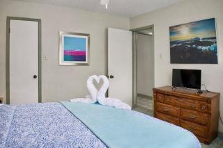Lake Hamilton Waterfront Condo with Pool & Tennis - 2