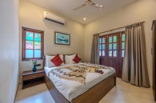 Casa Vilson 3-BHK Villa With Private Pool, Indoor Bar, Lounge Area, Bathtub and Courtyard - 9