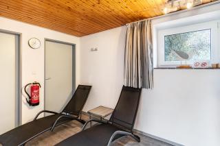 Haus Achtern Diek - Ferienwohnungen - 6