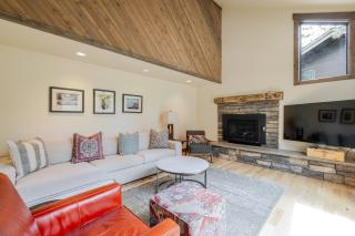 14 Lark Lane home - 7