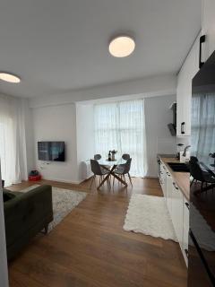 Cozy Lake Apartment Pogradec - 2