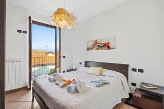 Alba Rosa Apartment - 2 Bed, 2 Bath - Happy Rentals - 4