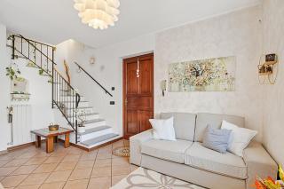 Alba Rosa Apartment - 2 Bed, 2 Bath - Happy Rentals - 2