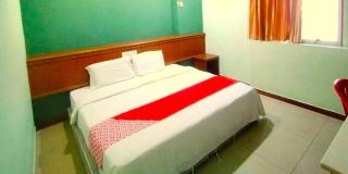 Hotel O Century Inn - 9