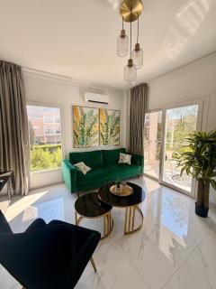 Brand New Luxury Retreat-Pool-5 Min to Beach - 0