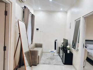 El House by Galareka - Cozy House with 4BR in Solo - 6