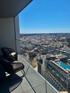 Sky Apartment , 22th Floor Mercury Tower - 2