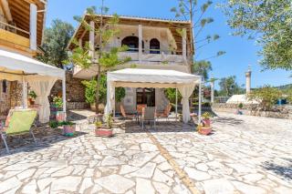 Paco's Resort Family Villa 10 - 0