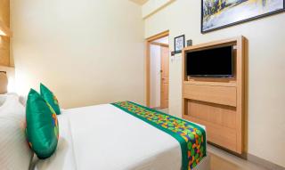 Treebo Premium Nestlay Rooms Nungambakkam - 4