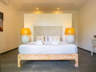 Enchanting Villa Namaste 3Br Private Pool & Garden - 1