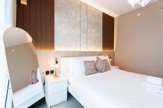 Vanilla Homes Gate Tower Signature 1BR - 3