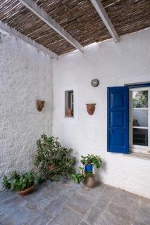 Spetses island cozy vacation house - 6
