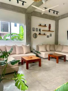 Casa Samaya, Boutique Beachfront Hotel in Weligama - 2