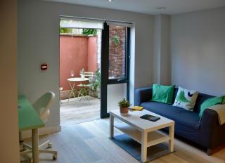 Boutique Exeter Apartment with Paid Parking on Street - 8