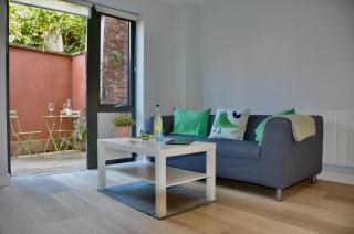 Boutique Exeter Apartment with Paid Parking on Street - 7