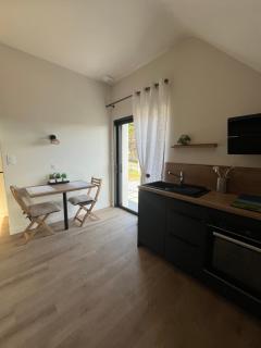 STUDIO Vue Mer plage immédiate - 4