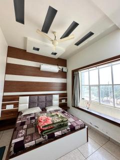The Empire Hotel - 5