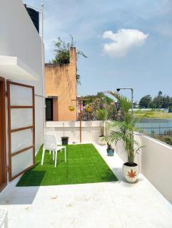 Full House 5 BHK with private Terrace 2km WhiteTown best for Large Groups NOVA - 6