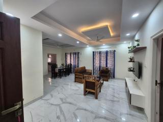3BHK, Home wi fi Kitchen I Lift I Car Park - 0