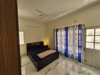 3BHK, Home wi fi Kitchen I Lift I Car Park - 6