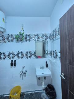 3BHK, Home wi fi Kitchen I Lift I Car Park - 2