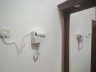 Breeze Guest House - 8