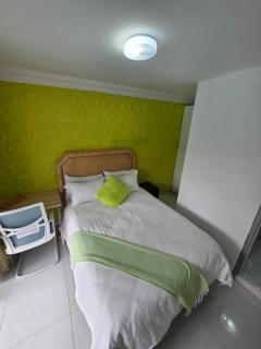 Sbukosezwe guest house - 4