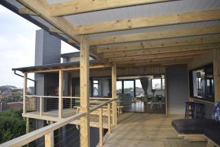 Seals Tides - sleeps 12 - 3