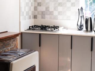 Casa Nossa - Deluxe Queen & Twin Apartment 1 - 9
