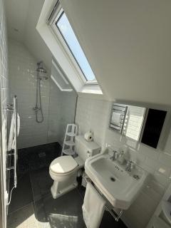 Superb Lodge with pool table, minutes from Seven Amazing Beaches and Walking distance to Padstow - 5