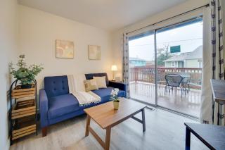 Rainer Upper Suite Near Restaurants & Light Rail - 1