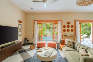 Casa Amore by ELIVAAS 2 Tropical 4-BHK Villas in a Gated Enclave with 2 Private Pools & Indoor Bars Near Calangute & Baga Beaches - 5