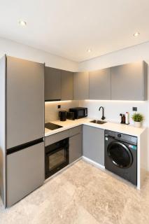 Oasis Luxury Residence Bright Balcony Apartment - 7