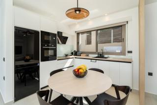 Eos Horizon Suite - 1
