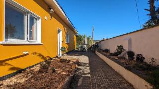 Tiny Home for rent - south facing - close to beach - 0