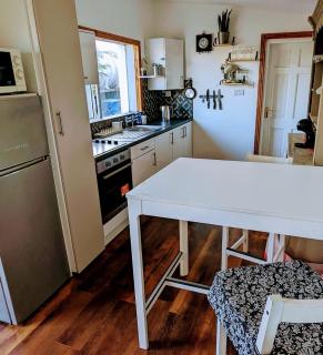 Tiny Home for rent - south facing - close to beach - 2