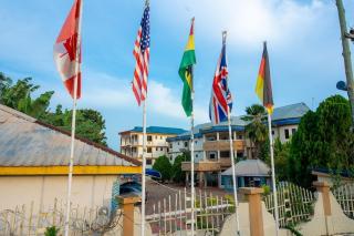 GLAMOSSAY HOTEL LIMITED SUNYANi - 0