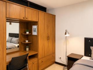 High Floor 2BR 1Bath Near BTS Night Market 5PAX - 2