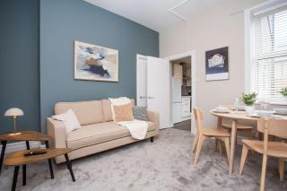Vacant Nests Cozy Central apartment Free Wi-Fi - 3