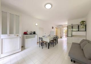 -Cortile privato- 2 min dal mare WiFi AC - 9