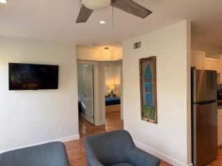 Dorsey Gardens Guest House - 4