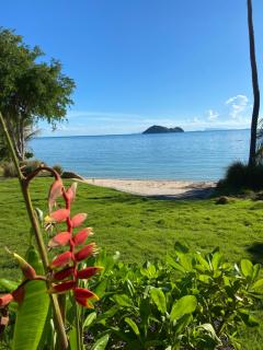 Baan Jai Dee Beach Front Hotel - 9