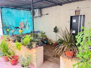 Home Stay - AC Room - 1