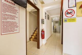 Collection O Axlite Hotel - 5