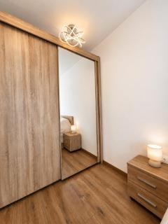 Azur Luxury Apartment - Private Garage - Steps from the Beach - 1