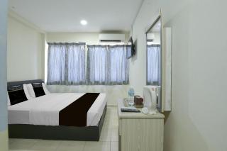 Collection O Axlite Hotel - 5