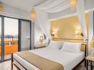 Golden Bay Apartments-Garden Haven - 6